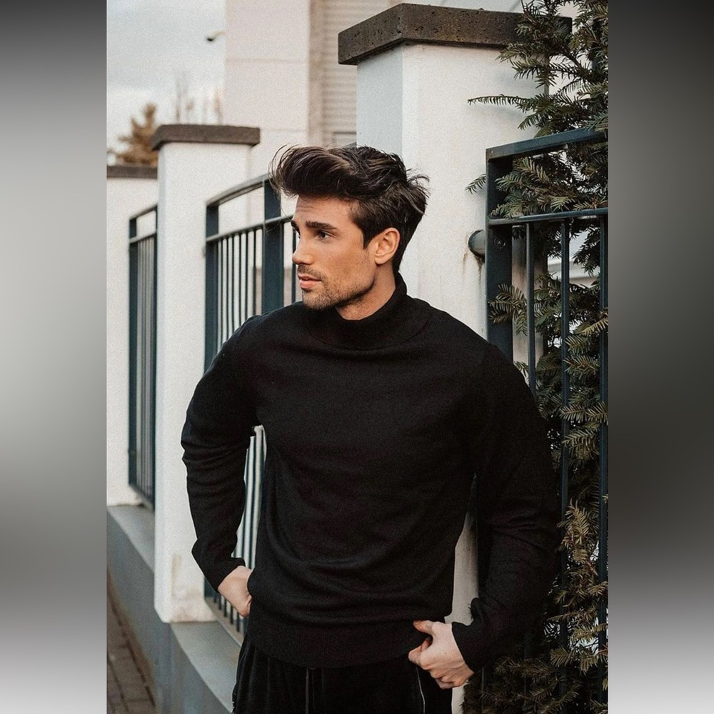 Fashion Nova Mens Black DeAngelo Turtleneck Sweater Sz L NWT